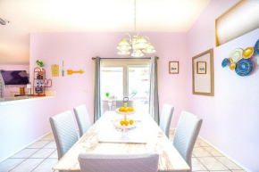Relaxing Vacation Rental with Pool